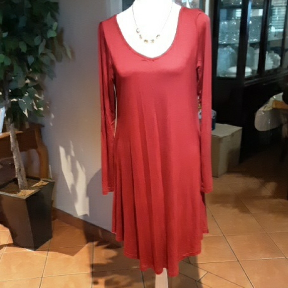 Dresses & Skirts - Elegant Burgundy Long Sleeve Dress 95%Rayon 5%Spandex